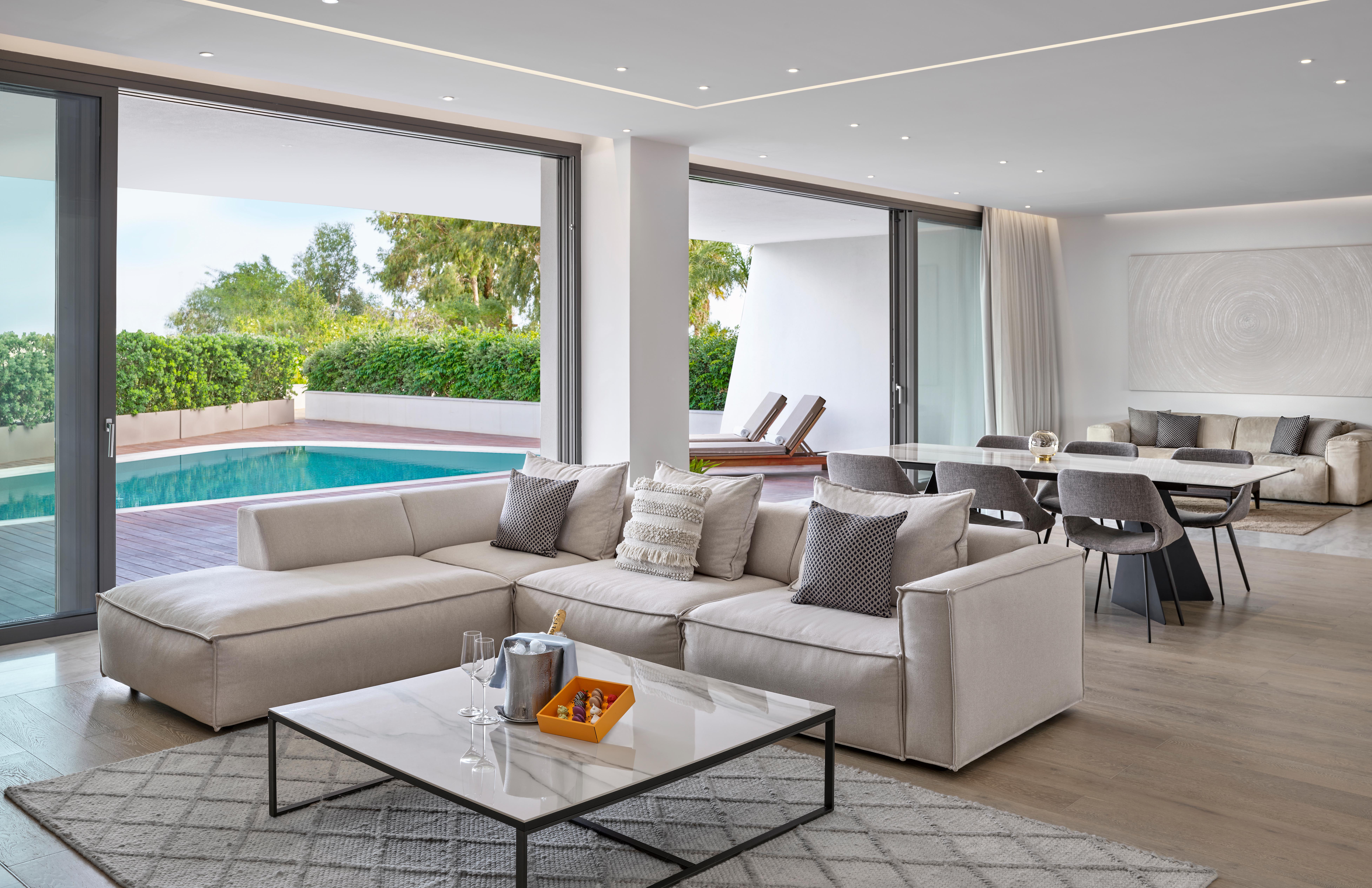 Book your wedding day in Parklane, a Luxury Collection Resort & Spa